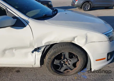 2011 Ford Fusion Se z USA, uszkodzony, nr VIN 3FAHP0HA4BR243623